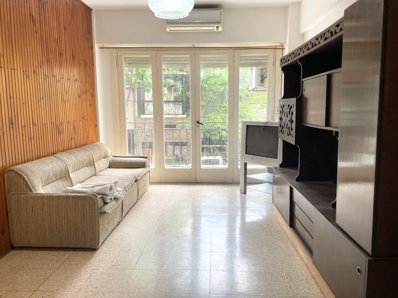 VENTA DEPARTAMENTO 3 AMBIENTES C/ BALCON A LA CALLE - BARRIO LA PERLA