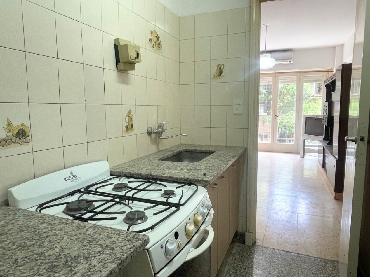 VENTA DEPARTAMENTO 3 AMBIENTES C/ BALCON A LA CALLE - BARRIO LA PERLA