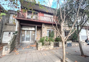 VENTA PH 6 AMBIENTES. BARRIO CHAUVIN