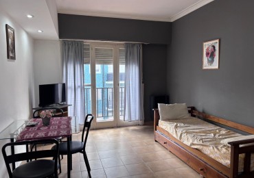 ALQUILER POR 24 MESES ZONA CENTRO. MONOAMBIENTE CON BALCON A LA CALLE