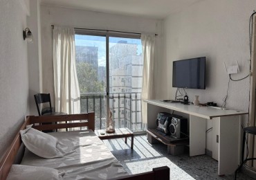 ALQUILER POR 24 MESES DEPARTAMENTO 2 AMBIENTES CON BALCON SALIENTE. ZONA PLAZA COLON
